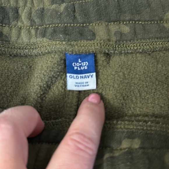 Old Navy Boys husky pants - Picture 2 of 4